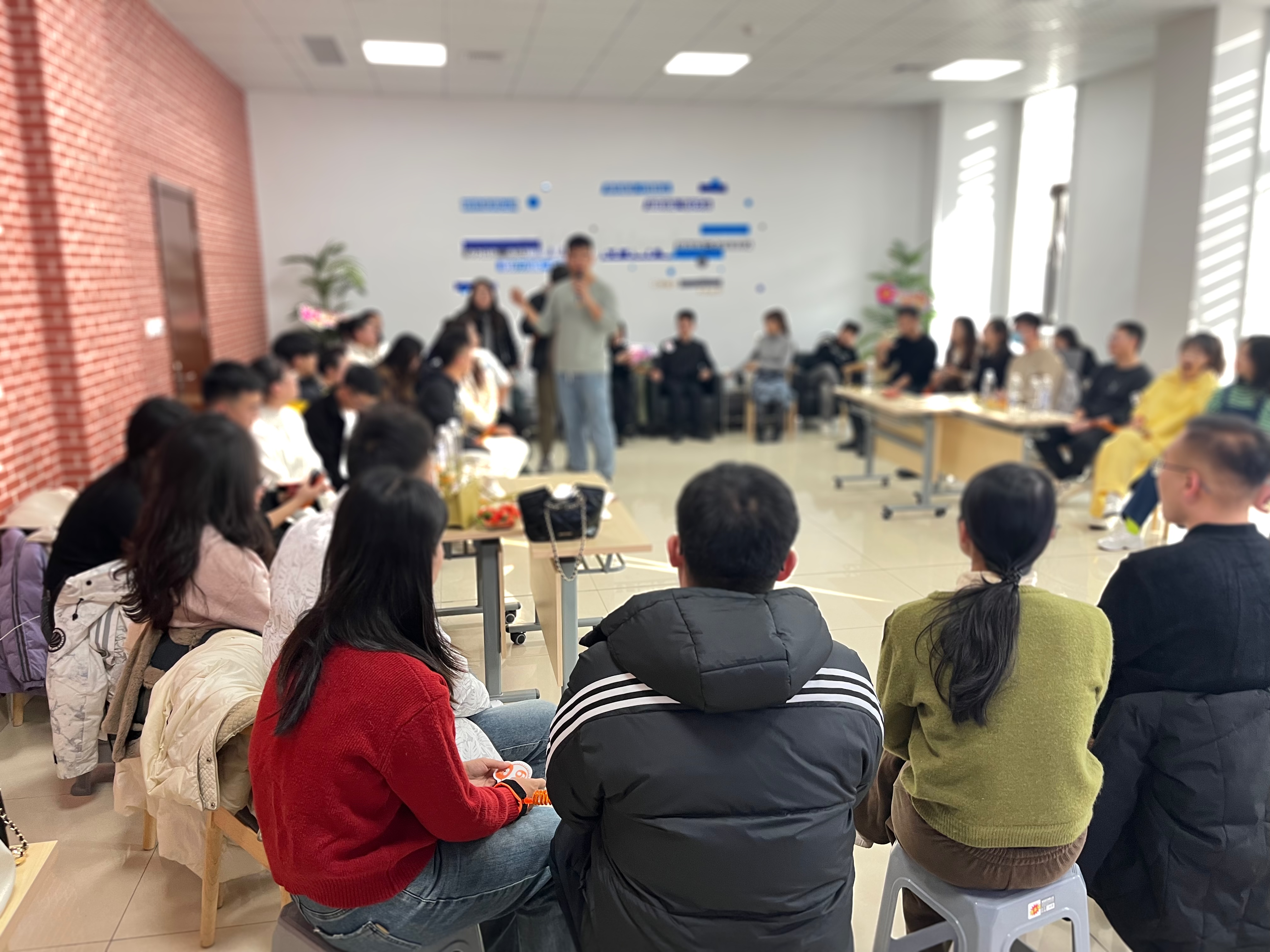 “青春聯(lián)誼 愛在德州”第一期交友活動現(xiàn)場又燃又甜……